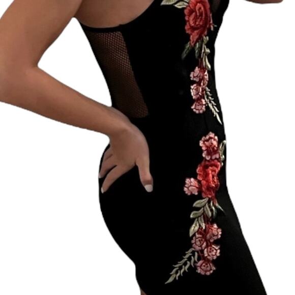 Forever 21 Sexy Embroidered Fishnet Dress M - Picture 8 of 11